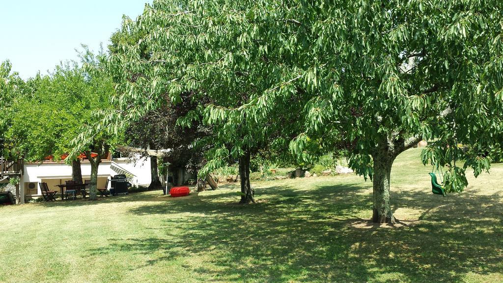 Gites Oasis Du Lot Payrac Buitenkant foto